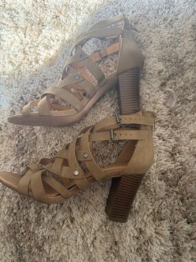 XOXO Tan Strappy Block Heel Sandals